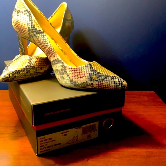 Rare find 11M! Sexy snake print with shades of blues, grays, purple and cream. - Picture 1 of 3